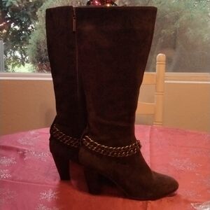 Gorgeous Authentic Suede Heeled Leather Boots by Connie.
